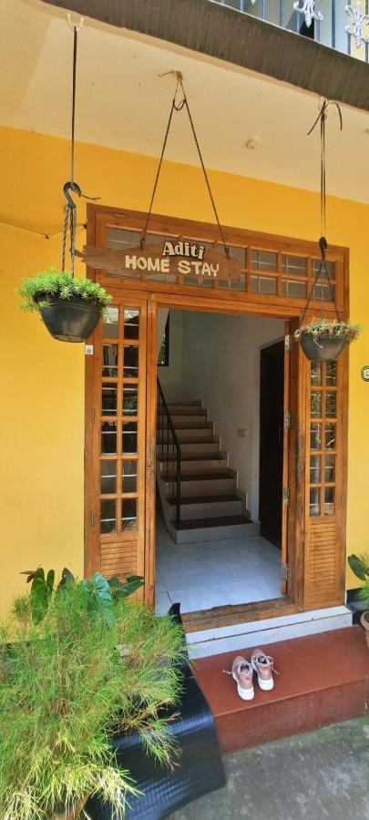 Aditi Thekkady Bagian luar foto